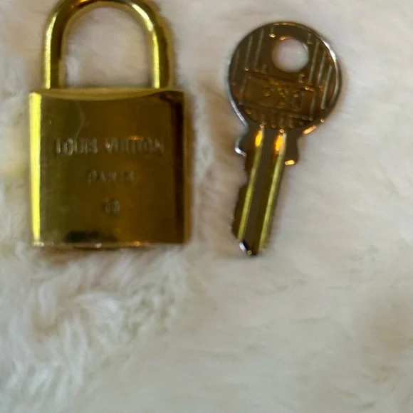 LOUIS VUITTON Brass & Gold Lock & Key #230 - Picture 2 of 2